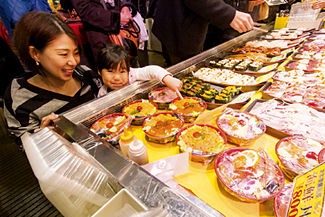 河上商店　売り場