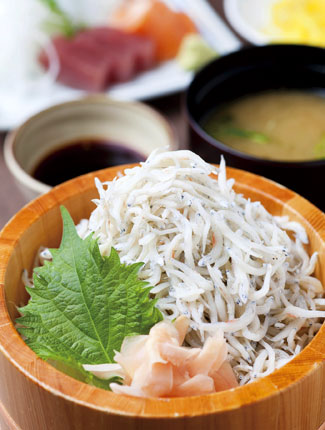 伊勢津からあげ　釜揚げしらす定食