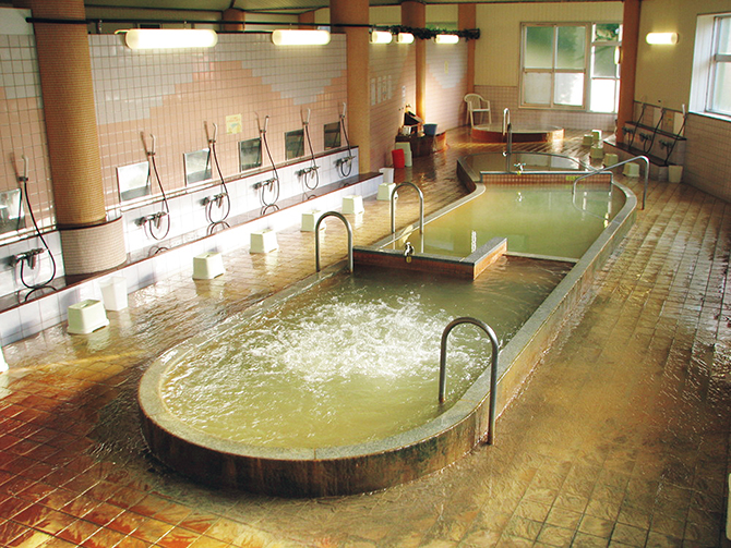 湊山温泉 男湯
