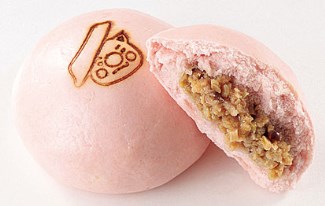 ブー次郎麦豚まん 360円