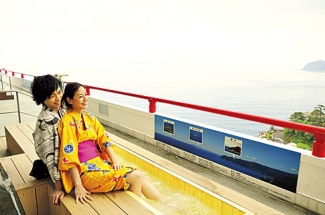 熱海城（別館・熱海トリックアート迷宮館）