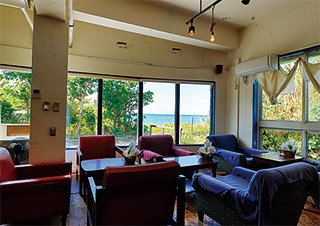 キャプテンカンガルー名護店