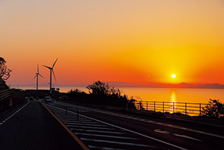 大雀海岸からの夕日（国道9号線）