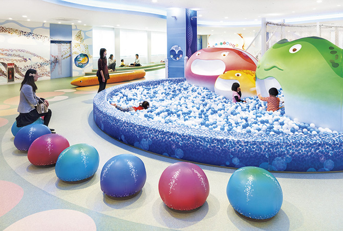 下関市次世代育成支援拠点施設　ふくふくこども館