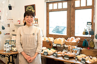 天然酵母ベーカリー＆カフェ 森の貝殻