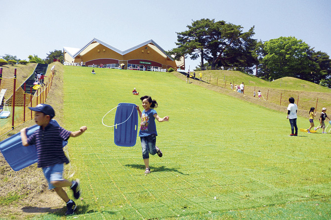 八戸公園 こどもの国・植物園