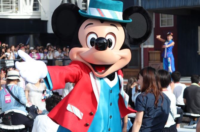 レポ 観客も一緒に楽しめちゃう 18年夏は2つの新しいショーに注目 東京ディズニーリゾート R じゃらんニュース レポ 観客も一緒に楽しめちゃう 18年夏は2つの新しいショーに注目 東京ディズニーリゾート R じゃらんニュース