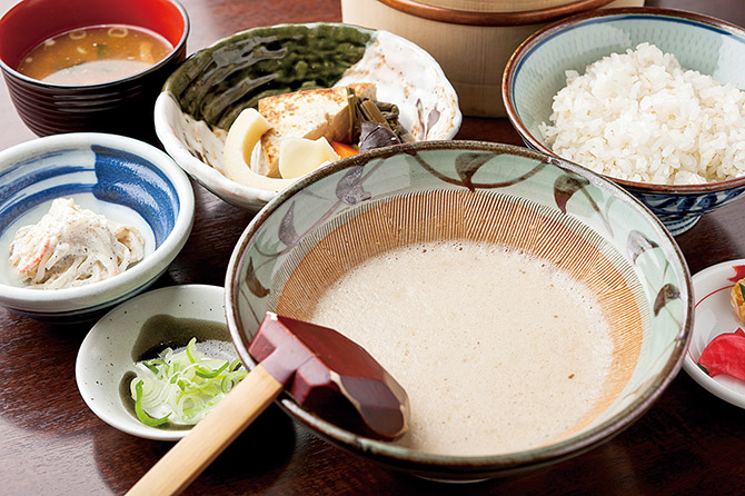 麦とろ定食 1190円