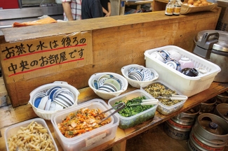 地鶏食堂