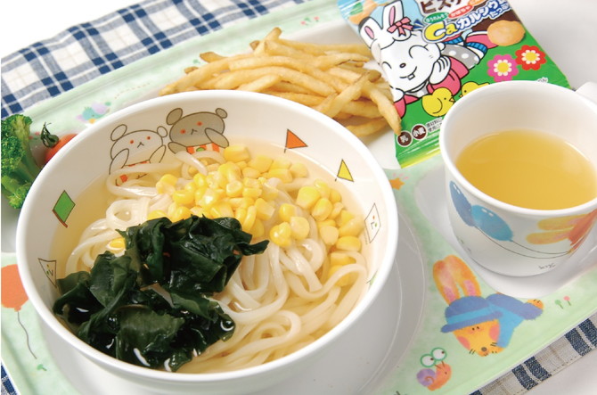 KICHIRI MOLLIS 新宿通り