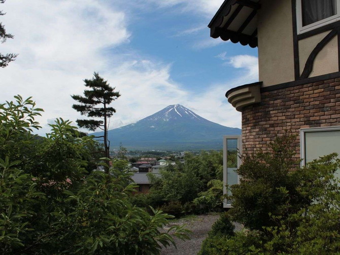富士山を望む高台の宿 クレッシェンド