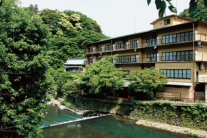 鶴井の宿 紫雲荘