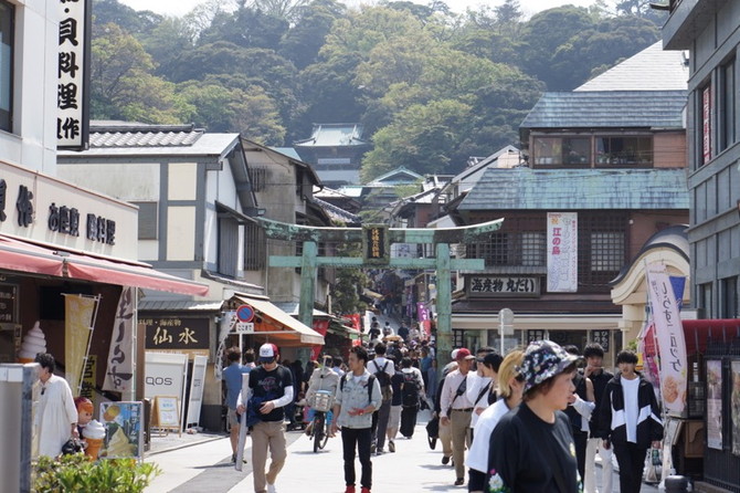 弁財天仲見世通り