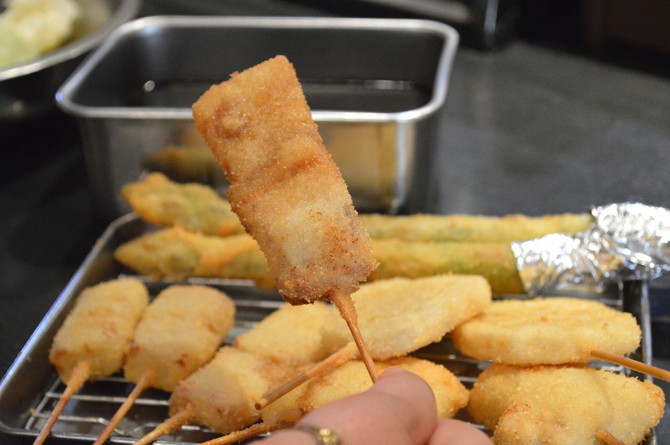 串かつ 福笑家