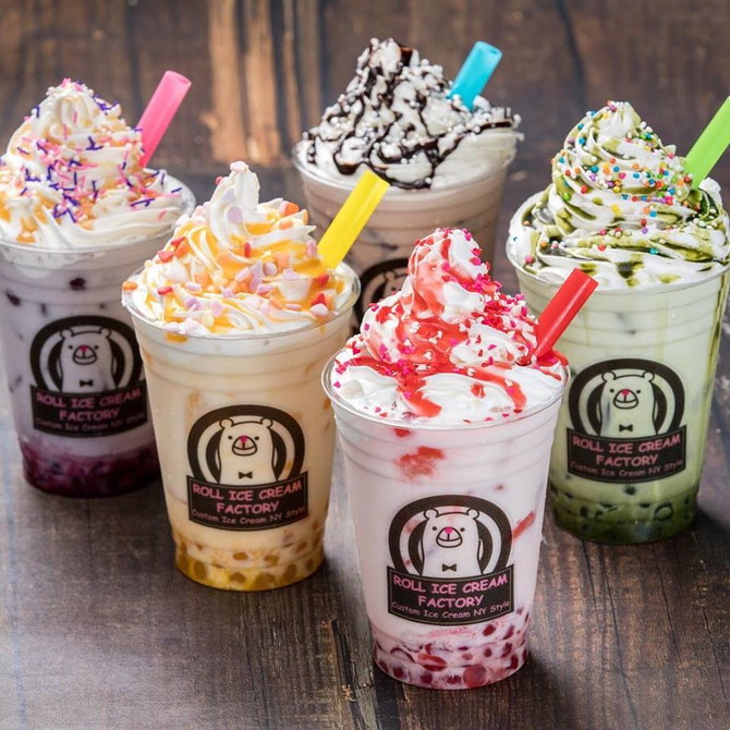 ROLL ICE CREAM FACTORY 名古屋・ラシック店