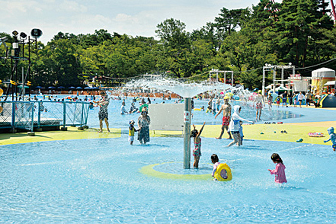 西武園ゆうえんちプール