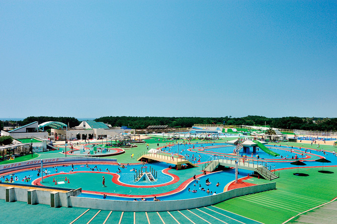 県立辻堂海浜公園 辻堂ジャンボプール