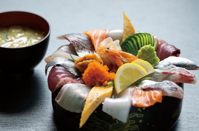 九州 豪華すぎる 海鮮丼 10選 新鮮な伊勢えびや絶品ウニがてんこ盛り じゃらんニュース