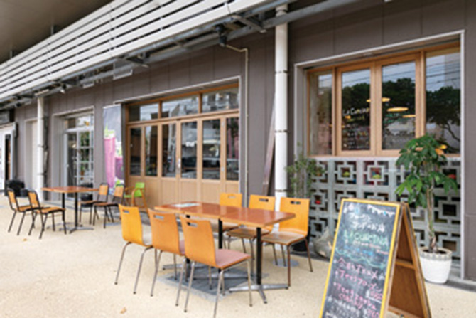 フルーツとサンドのお店 ラ・クンチーナ