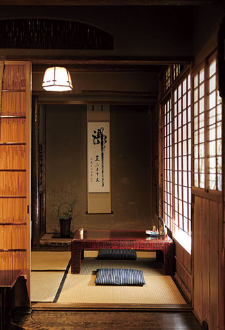 本家尾張屋