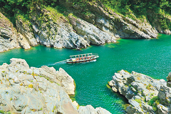 大歩危峡観光遊覧船