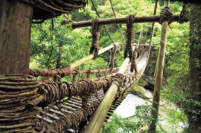 祖谷のかずら橋