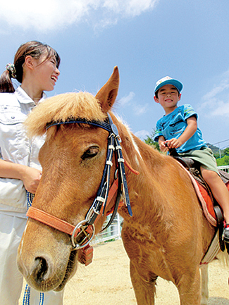五桂池ふるさと村 いちご狩り園