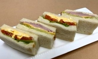 カーラ・アウレリア