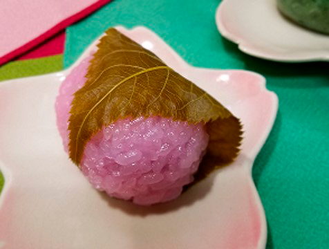 大丸東京に春満載サクラスイーツ登場