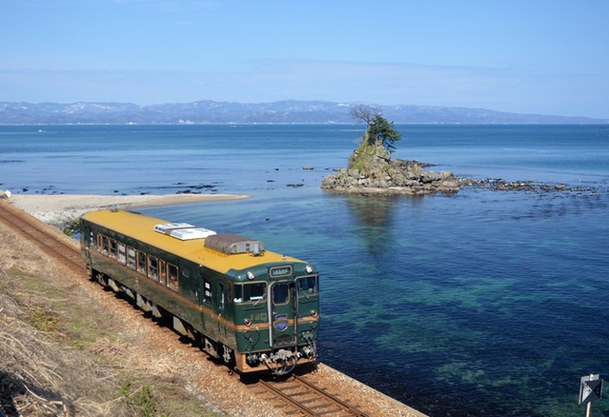 観光列車「べるもんた」