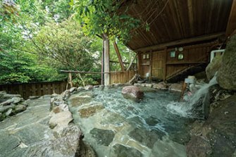 黒川 森のコテージ