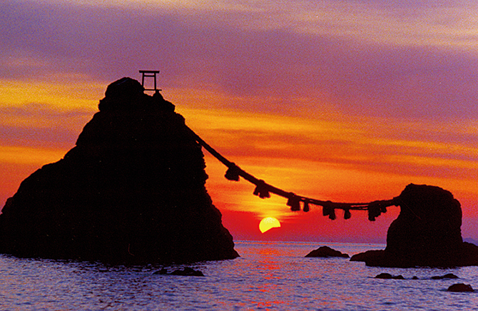 夫婦岩