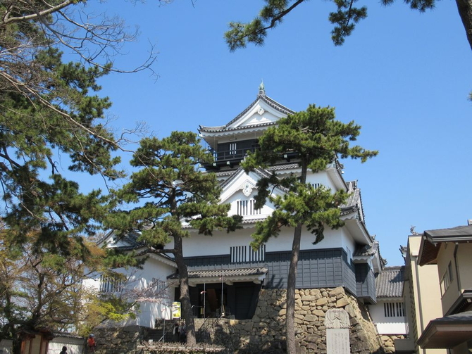 画像出典:じゃらん観光ガイド 岡崎城