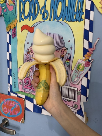 竹下通りに「バナナソフトクリーム」が登場！圧倒的ビジュアルの