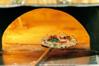 Pizza&Cafe 森のオーブン Dottore