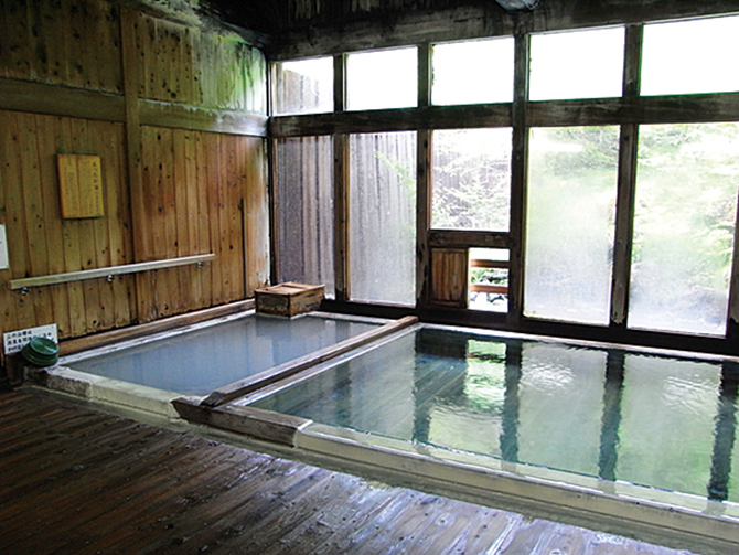 白骨の名湯 泡の湯旅館