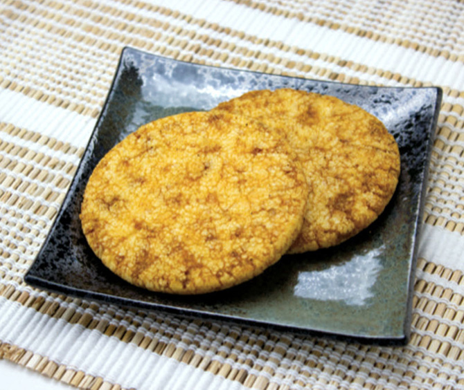 (画像提供:草加亀楽煎餅本舗)