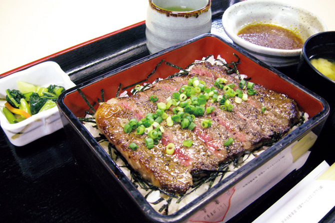 双葉SA