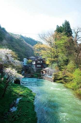 大沢温泉 湯治屋・自炊部
