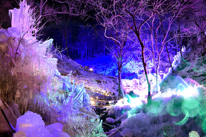 氷柱とは？いつか行きたい幻想的な冬絶景・埼玉県「秩父三大氷柱」の