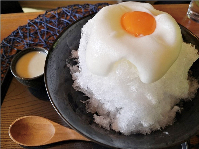 「山の上のかき氷屋さんDoux coeur」の卵〜TAMAGO〜氷