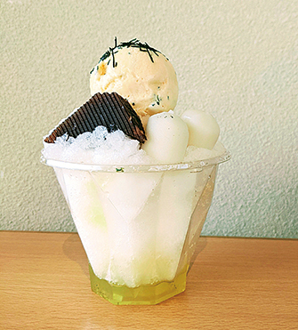 「茶房 夢テラス」の煎茶かき氷