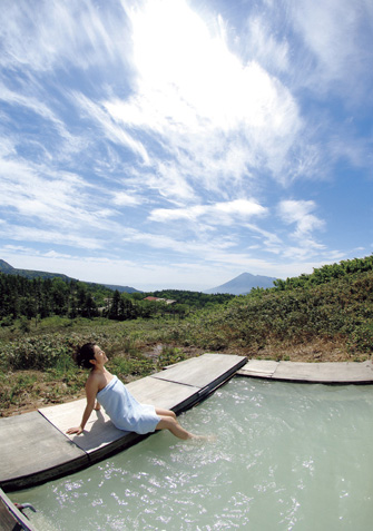 藤七温泉彩雲荘