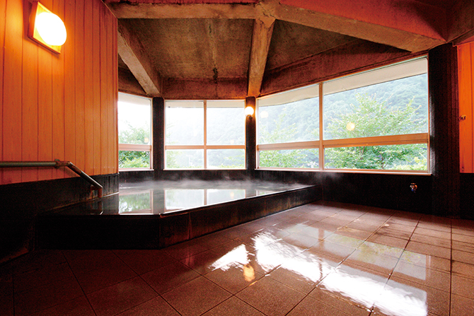 雙津峡温泉 憩の家