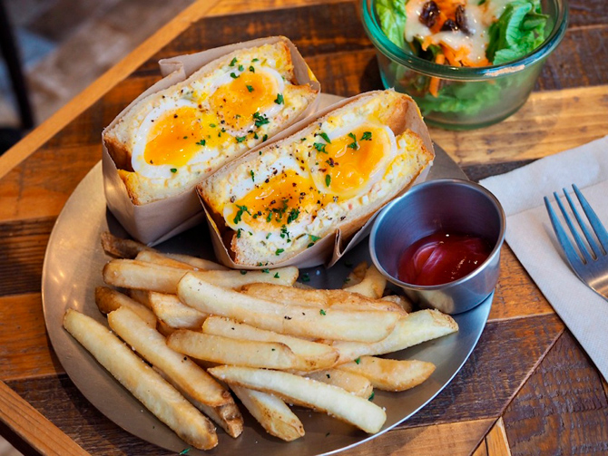egg baby cafe