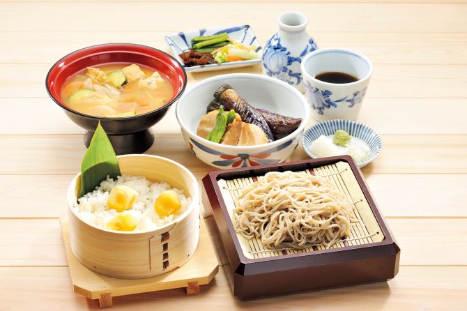 桜井甘精堂 泉石亭