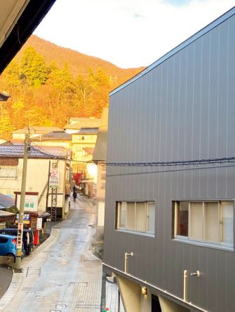 夕暮れに染まる山々