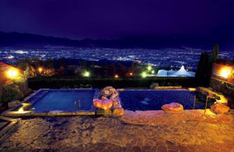 やまなしフルーツ温泉ぷくぷく