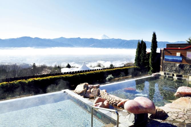 やまなしフルーツ温泉ぷくぷく