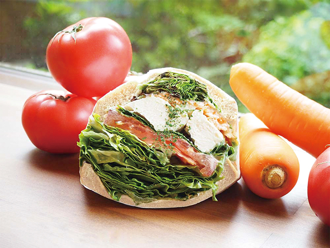 Marché&Cafe hana・yasai 豊橋本店